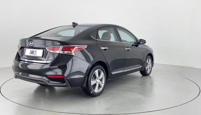 2018 Hyundai Verna 1.6 SX VTVT, Petrol, Manual, 18,716 km, Right Back Diagonal