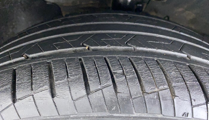 2018 Hyundai Verna 1.6 SX VTVT, Petrol, Manual, 18,716 km, Left Front Tyre Tread
