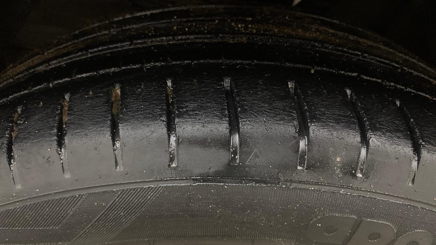 2021 Maruti Baleno ZETA PETROL 1.2, Petrol, Manual, 53,163 km, Left Front Tyre Tread