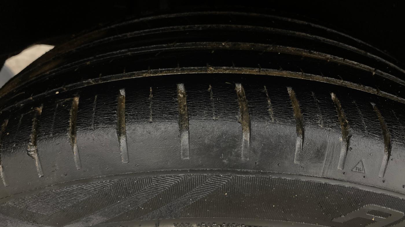2021 Maruti Baleno ZETA PETROL 1.2, Petrol, Manual, 53,163 km, Right Rear Tyre Tread