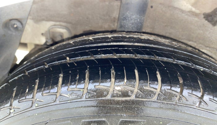 2014 Hyundai Grand i10 ASTA AT 1.2 KAPPA VTVT, Petrol, Automatic, 63,771 km, Right Rear Tyre Tread