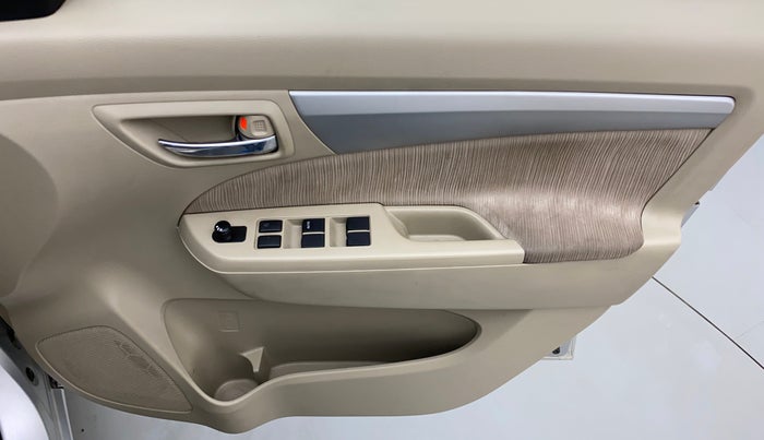 2013 Maruti Ertiga ZDI, Diesel, Manual, 47,643 km, Driver Side Door Panels Control