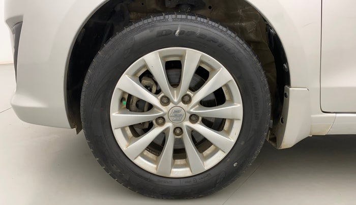 2013 Maruti Ertiga ZDI, Diesel, Manual, 47,643 km, Left Front Wheel