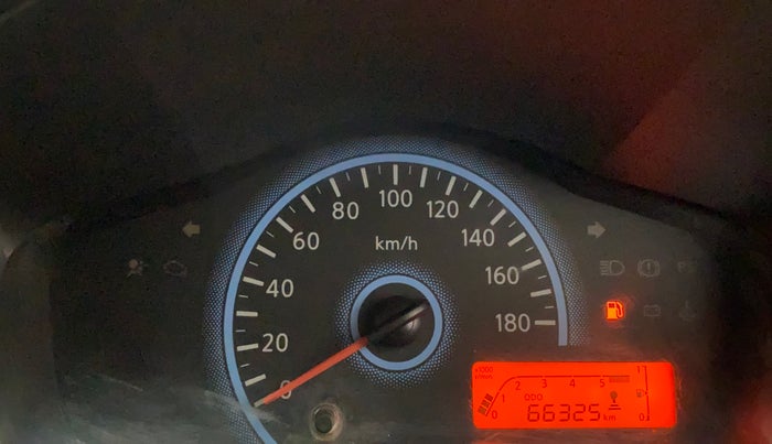 2017 Datsun Redi Go T (O), Petrol, Manual, 66,317 km, Odometer Image