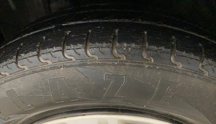 2017 Datsun Redi Go T (O), Petrol, Manual, 66,317 km, Left Front Tyre Tread