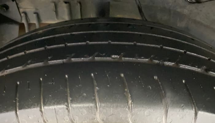 2021 Tata NEXON XMA SUNROOF PETROL, Petrol, Automatic, 36,385 km, Right Rear Tyre Tread