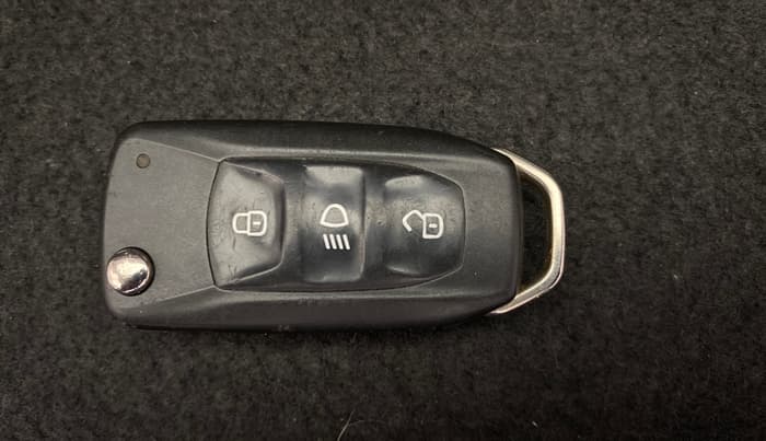 2021 Tata NEXON XMA SUNROOF PETROL, Petrol, Automatic, 36,385 km, Key Close Up