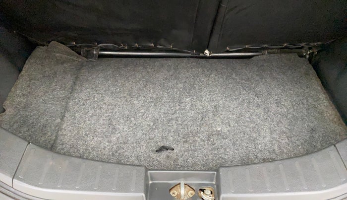 2011 Maruti Wagon R 1.0 VXI, Petrol, Manual, 38,782 km, Boot Inside