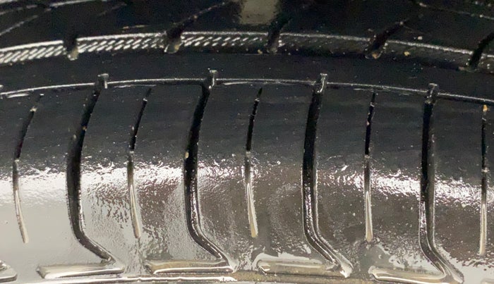 2018 Tata Tiago XZA PETROL, Petrol, Automatic, 63,540 km, Right Rear Tyre Tread