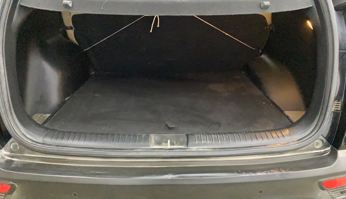 2019 Hyundai Creta SX 1.6 PETROL, Petrol, Manual, 55,390 km, Boot Inside