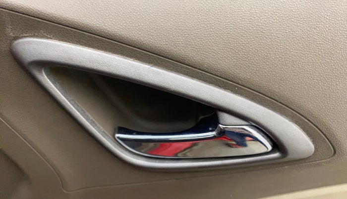 2013 Chevrolet Sail UVA 1.3 LS, Diesel, Manual, 85,778 km, Driver Side Door Panels Control