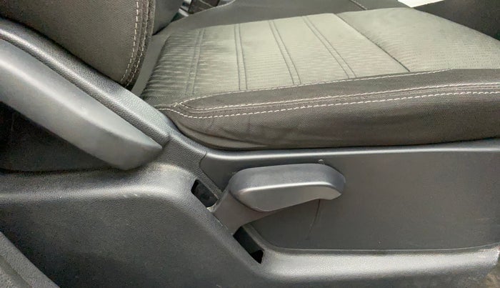 2018 Ford Ecosport TITANIUM 1.5L DIESEL, Diesel, Manual, 1,14,427 km, Driver Side Adjustment Panel