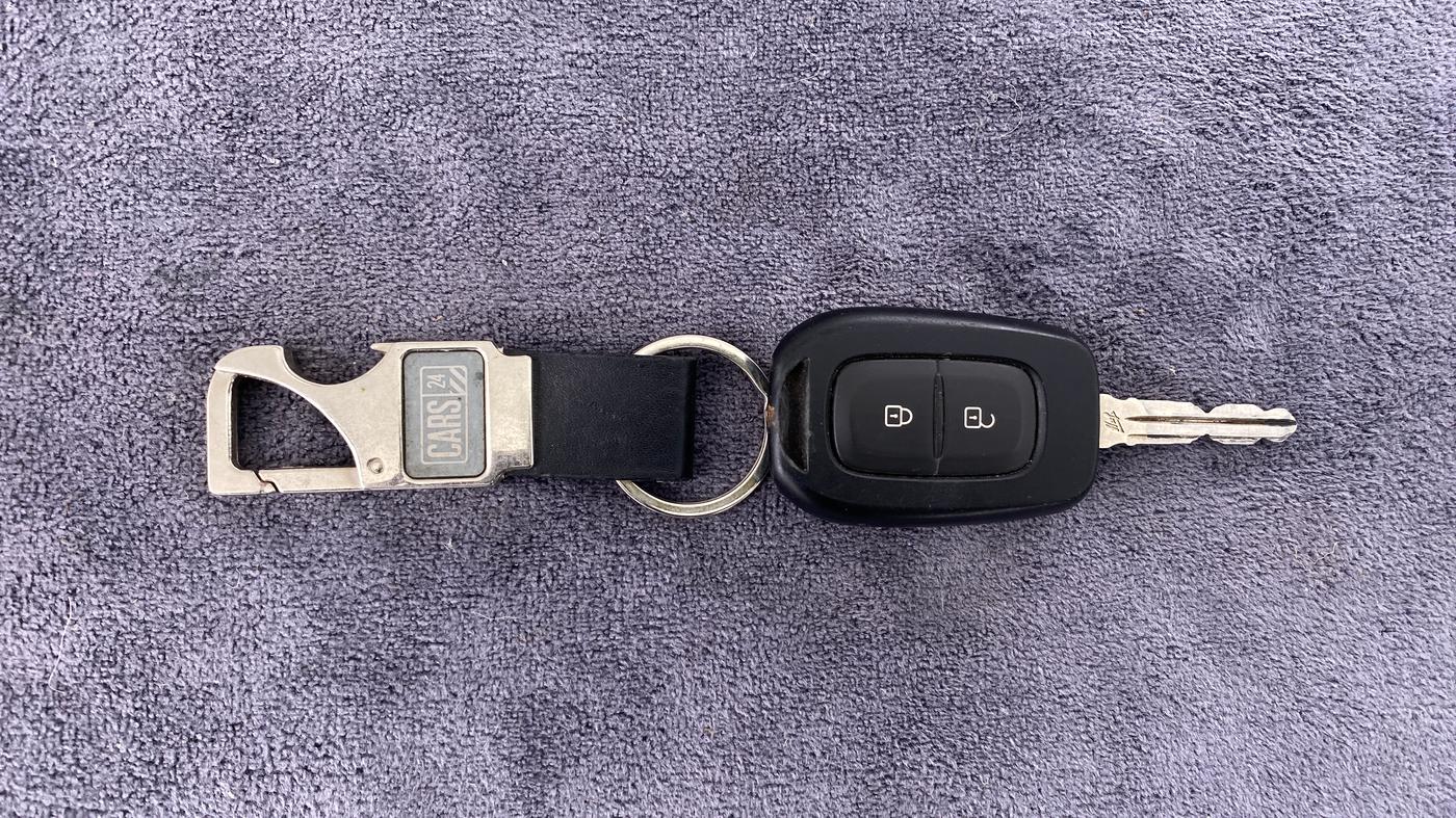 2019 Renault Duster RXS (O) CVT, Petrol, Automatic, 30,563 km, Key Close Up
