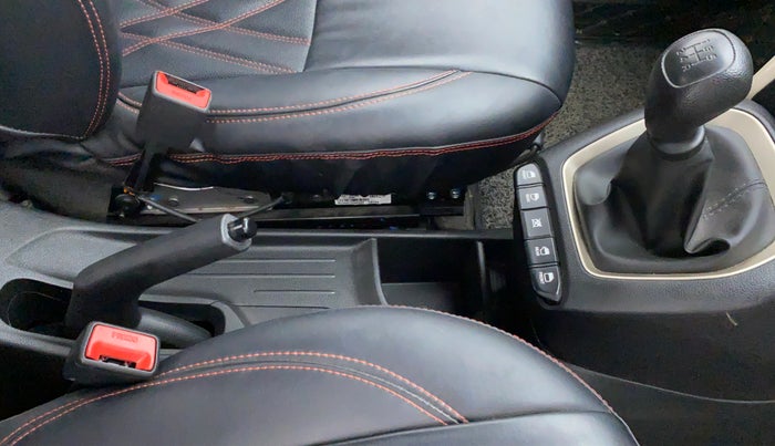 2022 Hyundai NEW SANTRO SPORTZ EXECUTIVE MT CNG, CNG, Manual, 13,953 km, Gear Lever