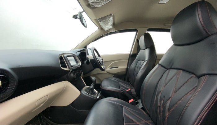 2022 Hyundai NEW SANTRO SPORTZ EXECUTIVE MT CNG, CNG, Manual, 13,953 km, Right Side Front Door Cabin