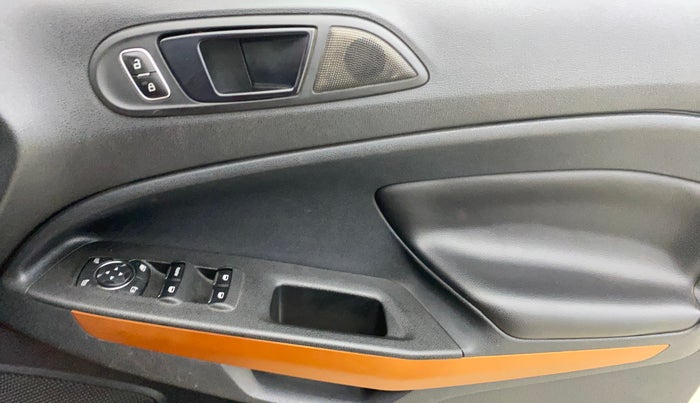 2021 Ford Ecosport TITANIUM 1.5L SPORTS(SUNROOF) DIESEL, Diesel, Manual, 48,895 km, Driver Side Door Panels Control