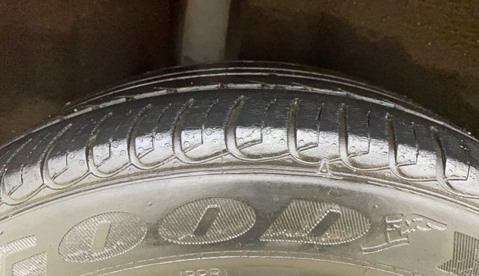 2021 Ford Ecosport TITANIUM 1.5L SPORTS(SUNROOF) DIESEL, Diesel, Manual, 48,895 km, Right Rear Tyre Tread