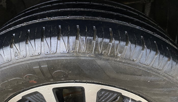 2020 Toyota URBAN CRUISER PREMIUM GRADE MT, Petrol, Manual, 78,995 km, Right Front Tyre Tread