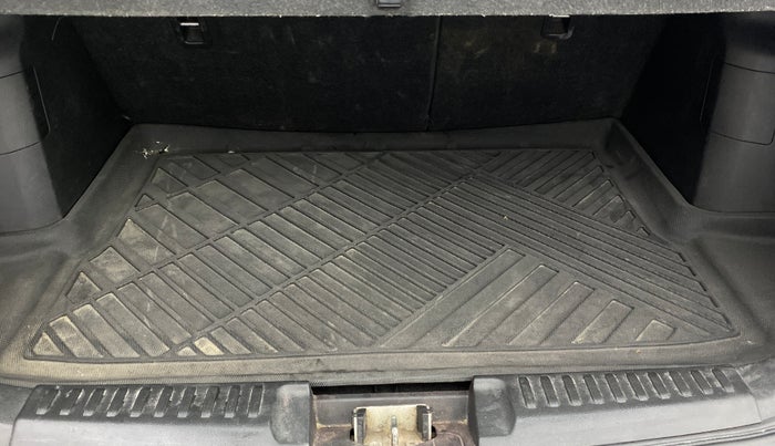 2020 Toyota URBAN CRUISER PREMIUM GRADE MT, Petrol, Manual, 78,995 km, Boot Inside