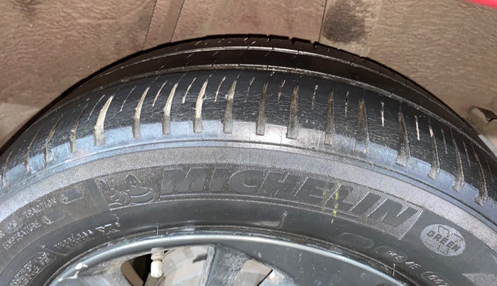 2019 Honda Jazz 1.2L I-VTEC VX CVT, Petrol, Automatic, 39,841 km, Left Rear Tyre Tread