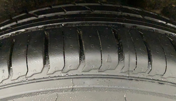 2018 Maruti Baleno DELTA PETROL 1.2, Petrol, Manual, 77,462 km, Left Rear Tyre Tread