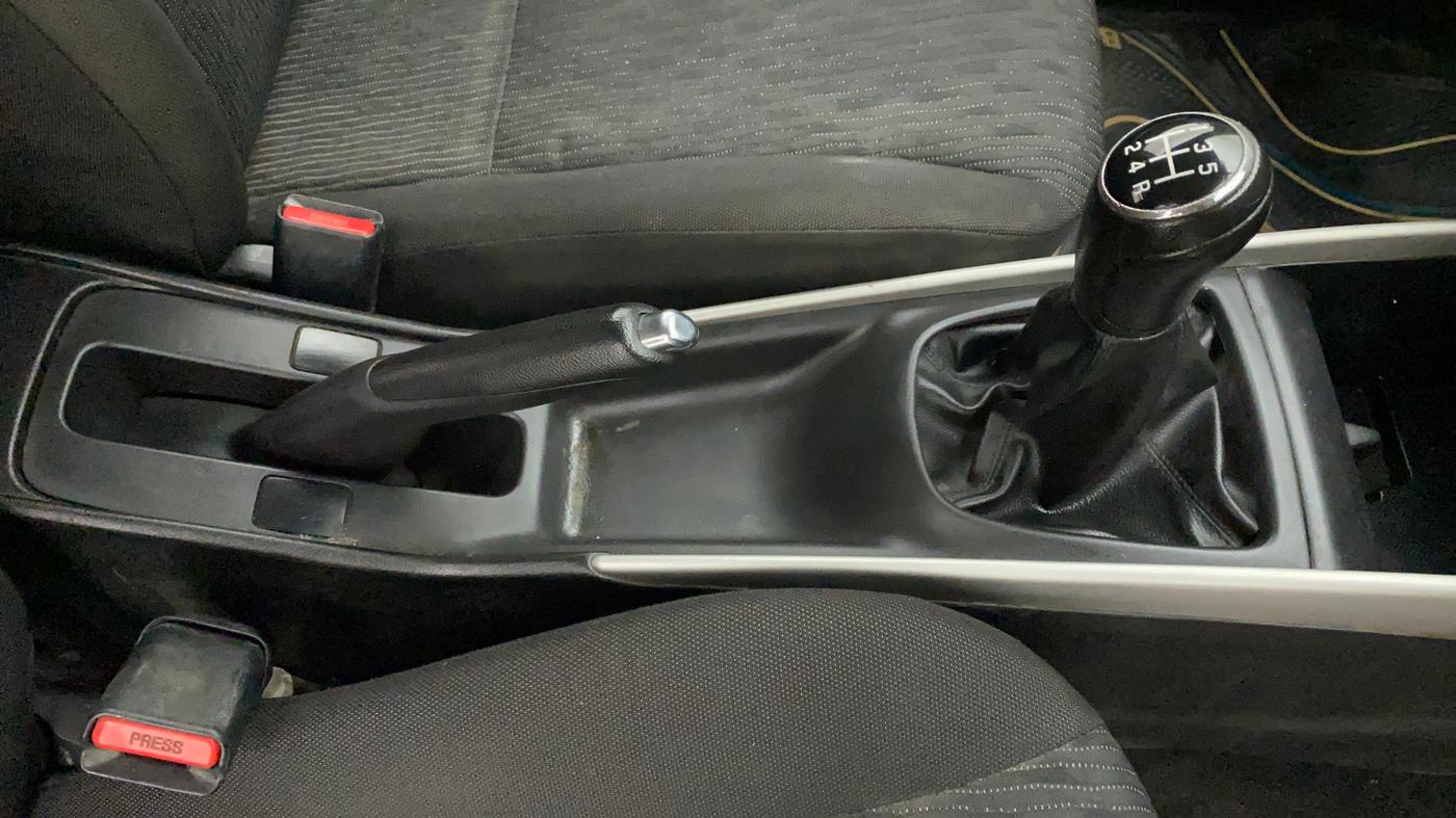 2018 Maruti Baleno DELTA PETROL 1.2, Petrol, Manual, 77,462 km, Gear Lever