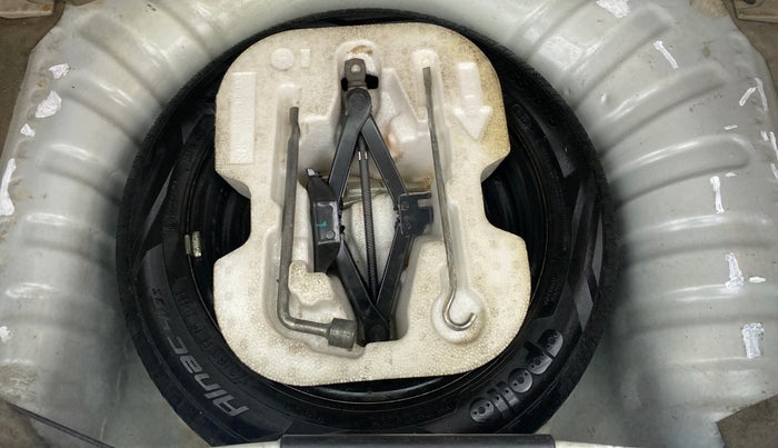 2013 Renault Pulse RXZ DIESEL, Diesel, Manual, 62,189 km, Spare Tyre