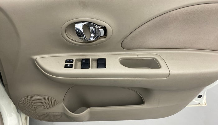 2013 Renault Pulse RXZ DIESEL, Diesel, Manual, 62,189 km, Driver Side Door Panels Control