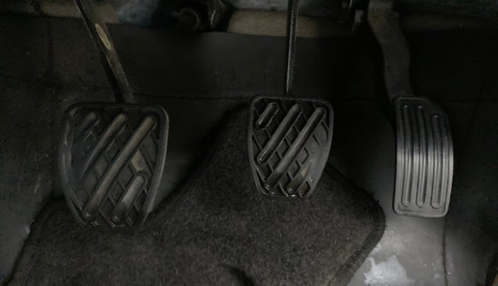 2013 Renault Pulse RXZ DIESEL, Diesel, Manual, 62,189 km, Pedals