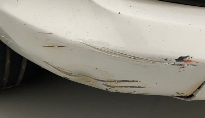 2012 Maruti Ertiga ZXI, Petrol, Manual, 65,874 km, Front bumper - Slightly dented