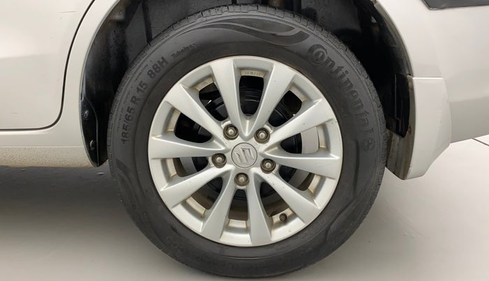 2012 Maruti Ertiga ZXI, Petrol, Manual, 65,874 km, Left Rear Wheel
