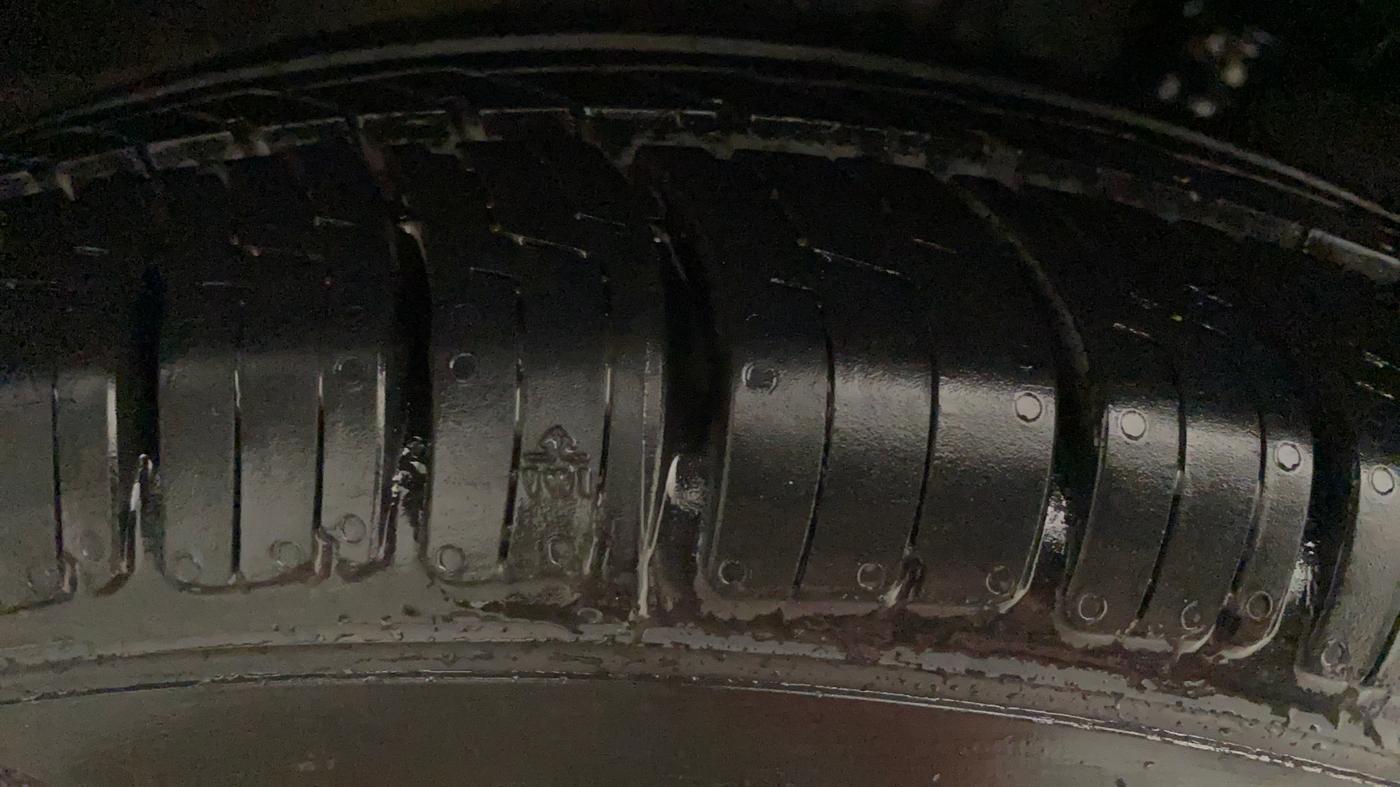 2019 Hyundai NEW SANTRO SPORTZ CNG, CNG, Manual, 73,922 km, Right Rear Tyre Tread
