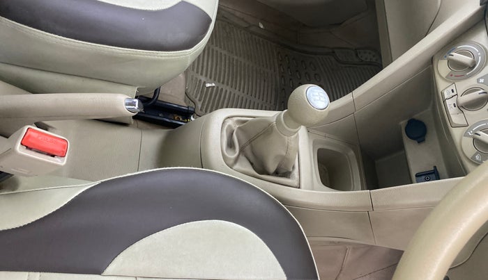 2018 Maruti Ertiga VXI, Petrol, Manual, 23,600 km, Gear Lever