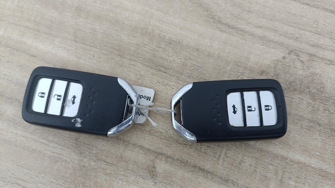 2015 Honda City 1.5L I-VTEC VX (O) MT, Petrol, Manual, 80,777 km, Key Close Up