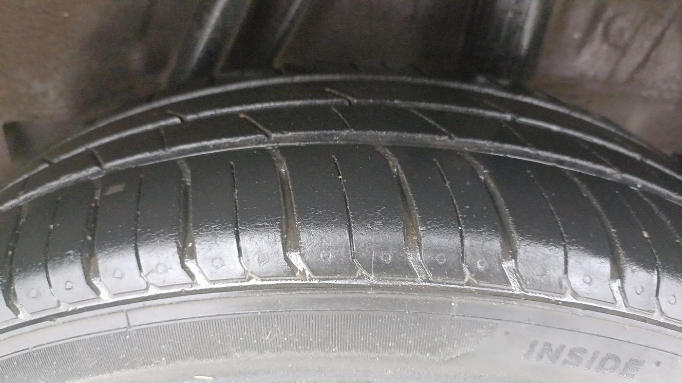 2015 Honda City 1.5L I-VTEC VX (O) MT, Petrol, Manual, 80,777 km, Left Rear Tyre Tread