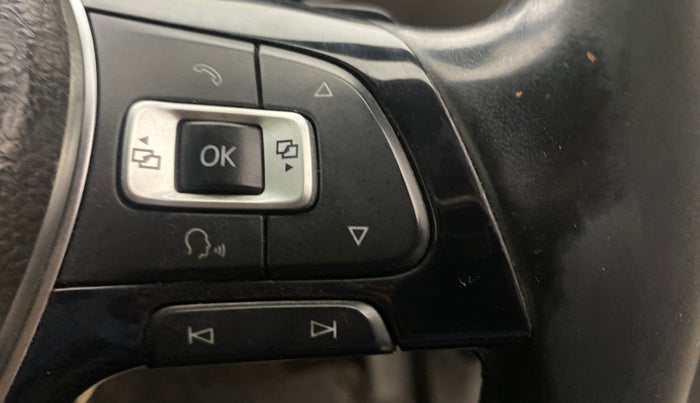 2018 Volkswagen TIGUAN HIGHLINE TDI AT, Diesel, Automatic, 1,41,504 km, Adaptive Cruise Control