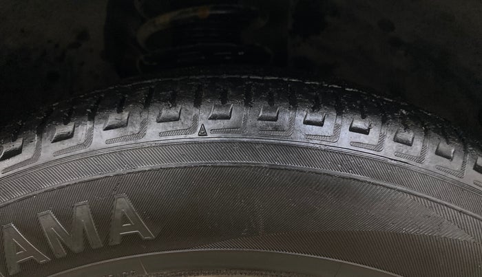 2018 Volkswagen TIGUAN HIGHLINE TDI AT, Diesel, Automatic, 1,41,504 km, Right Front Tyre Tread