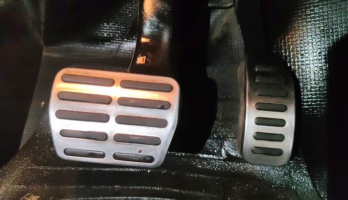 2017 Volkswagen Polo GT TSI AT, Petrol, Automatic, 61,917 km, Pedals