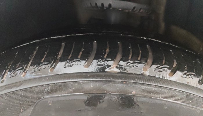 2017 Volkswagen Polo GT TSI AT, Petrol, Automatic, 61,917 km, Left Front Tyre Tread