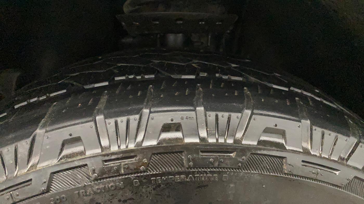 2021 Tata Safari XT PLUS, Diesel, Manual, 1,16,766 km, Left Front Tyre Tread