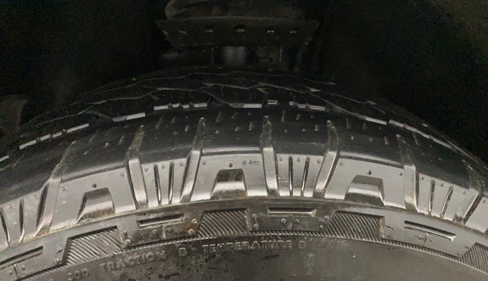 2021 Tata Safari XT PLUS, Diesel, Manual, 1,16,766 km, Left Front Tyre Tread