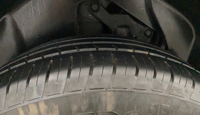 2021 Tata Safari XT PLUS, Diesel, Manual, 1,16,766 km, Right Rear Tyre Tread