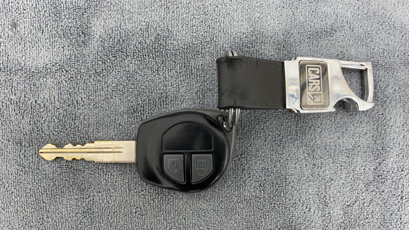 2011 Maruti Swift Dzire VXI, Petrol, Manual, 82,915 km, Key Close Up