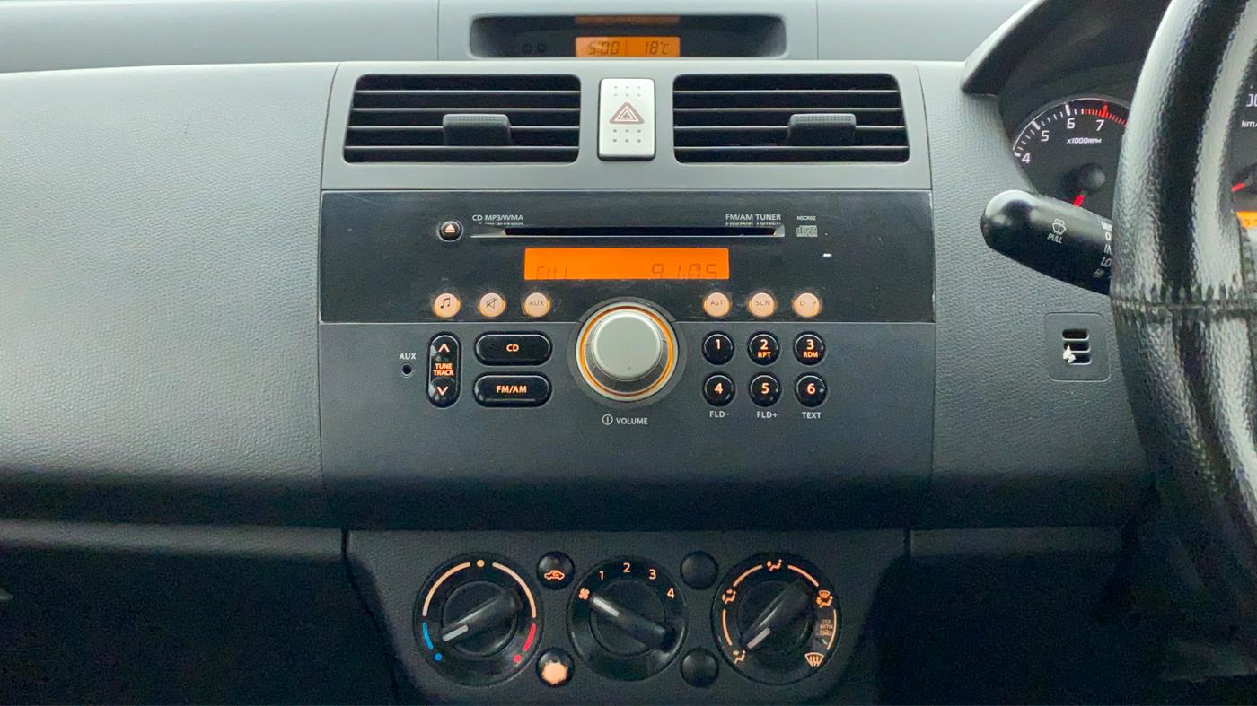 2011 Maruti Swift Dzire VXI, Petrol, Manual, 82,915 km, Air Conditioner
