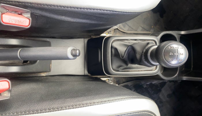 2022 Maruti S PRESSO VXI (O), Petrol, Manual, 60,576 km, Gear Lever