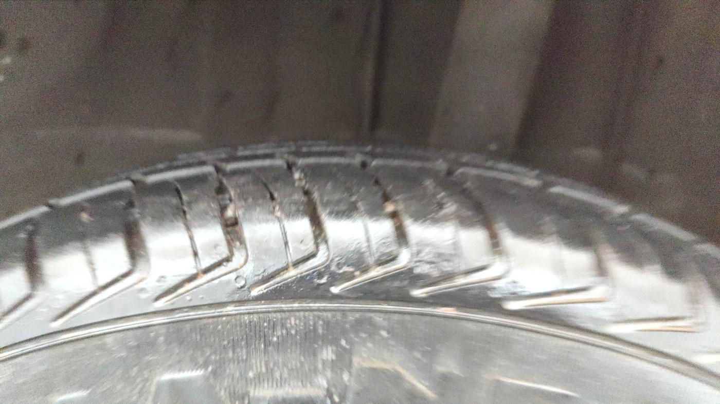 2016 Renault Kwid RXT 1.0, Petrol, Manual, 52,348 km, Left Rear Tyre Tread