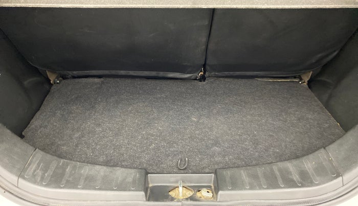 2014 Maruti Wagon R 1.0 VXI, Petrol, Manual, 28,171 km, Boot Inside