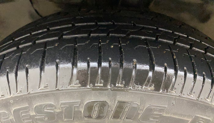 2017 Hyundai Creta E PLUS 1.6 PETROL, Petrol, Manual, 54,509 km, Left Front Tyre Tread