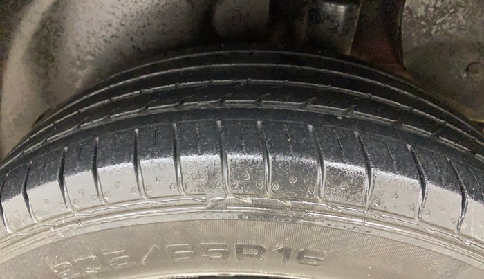 2017 Hyundai Creta E PLUS 1.6 PETROL, Petrol, Manual, 54,509 km, Left Rear Tyre Tread