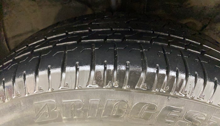 2017 Hyundai Creta E PLUS 1.6 PETROL, Petrol, Manual, 54,509 km, Right Front Tyre Tread